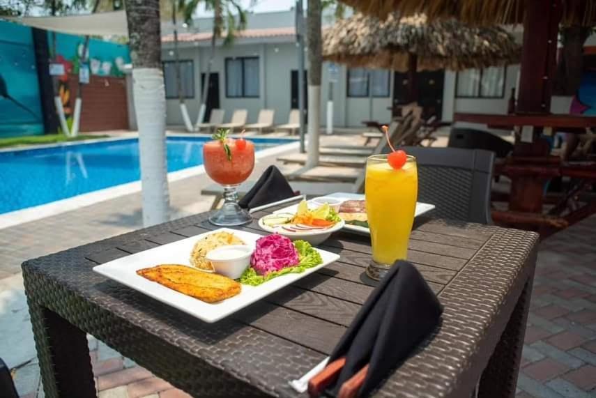 Mi Tierra Hotel Y Restaurante San Luis Εξωτερικό φωτογραφία